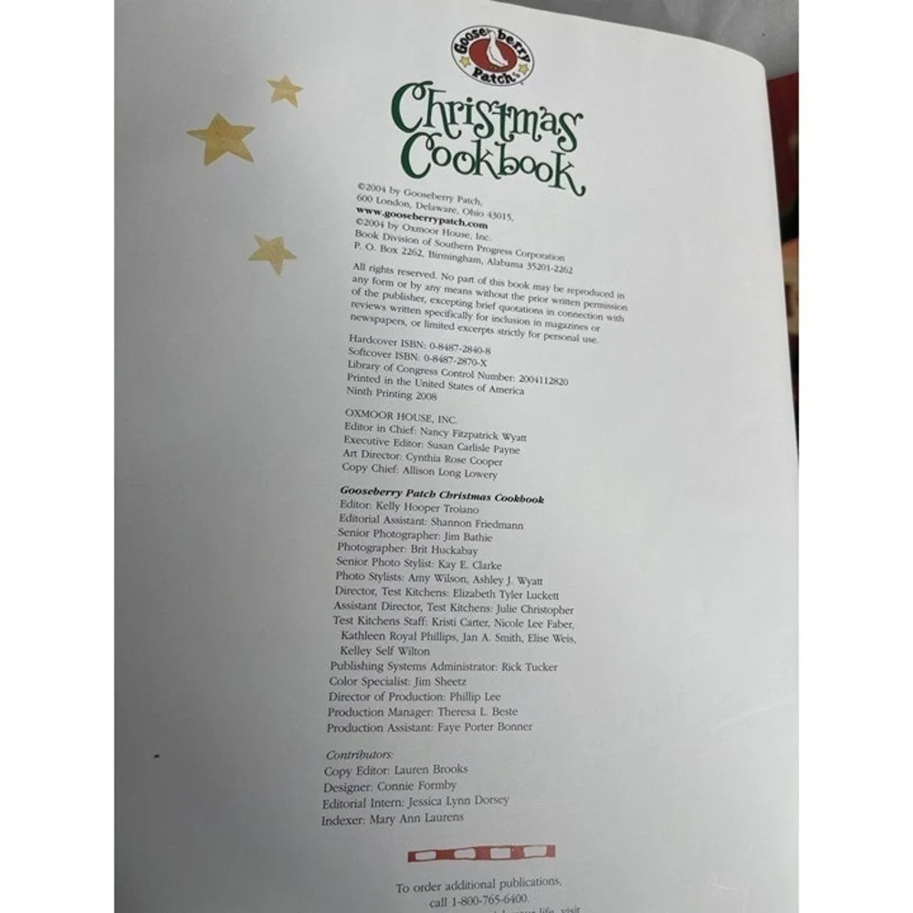 Gooseberry Patch Christmas Cookbook With 191 Recipes Hardcover